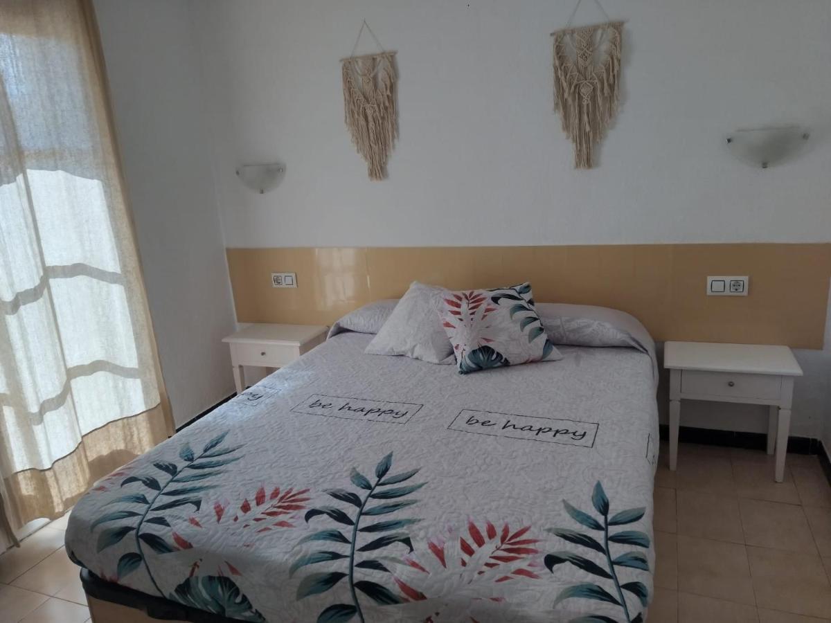 Apartamento Con Piscina Y Terraza En Ciudadela De Menorca カラ・エン・ブラネス エクステリア 写真